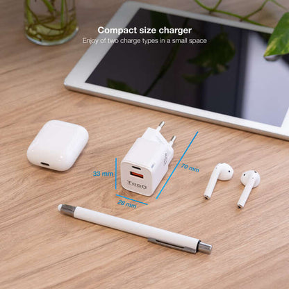 Tooq Cargador de Pared USB-C/PD + USB-A/QC 20W - Color Blanco 1 pieza(s)