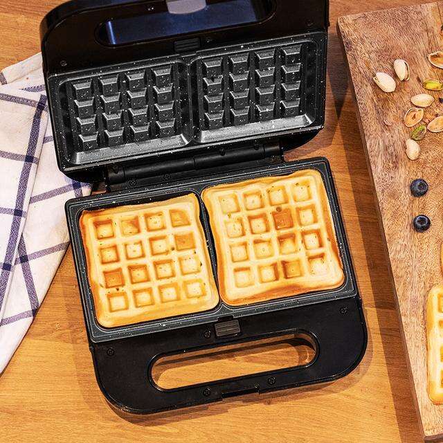 Cecotec Rock?nToast 3 in 1 Sandwichera 800W - Capacidad para 2 Sandwiches - 3 Placas Intercambiables con Revestimiento de Piedra RockStone - Acabados en Acero Inoxidable 1 pieza(s)