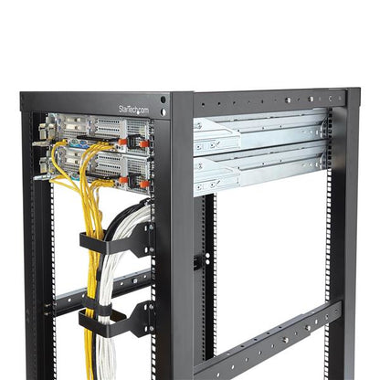 StarTech.com - Anilla Pasacables en D Multi-Direccional para Gestión de Cableado en Armarios Racks - 6x10cm