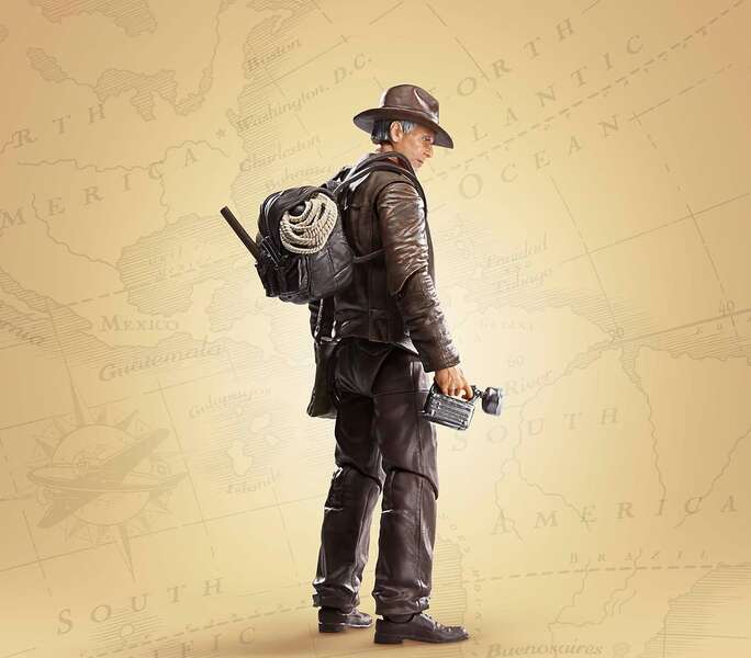 Hasbro Indiana Jones Adventure Series Indiana Jones Dial del Destino - Figura de Coleccion - Altura 15cm aprox. 1 pieza(s)