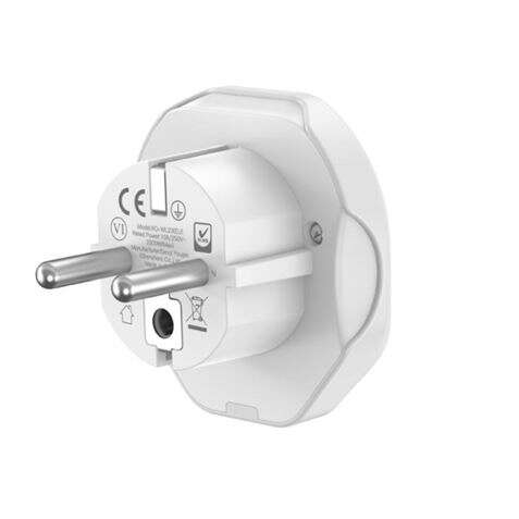 XO Enchufe de Pared Universal - Proteccion Infantil - 250V - 10Amp - 2500W - 58.2x55.6x49.4mm - Color Blanco 1 pieza(s)