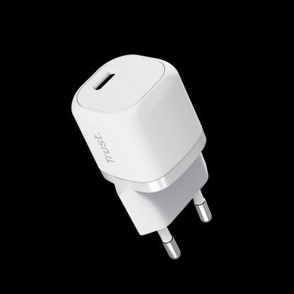 Trust Cargador USB-C 20W Ultrarreducido - Potente Salida de 20W - Compatible con Carga PD y PPS - Protecciones Contra Sobrecarga y Cortocircuito 1 pieza(s)