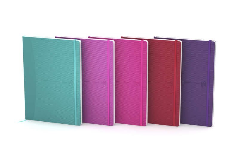 Oxford Signature A5 Cuaderno Cosido - Tapa de Goma Flexible - 80 Hojas Lisas - Colores Surtidos 5 pieza(s)