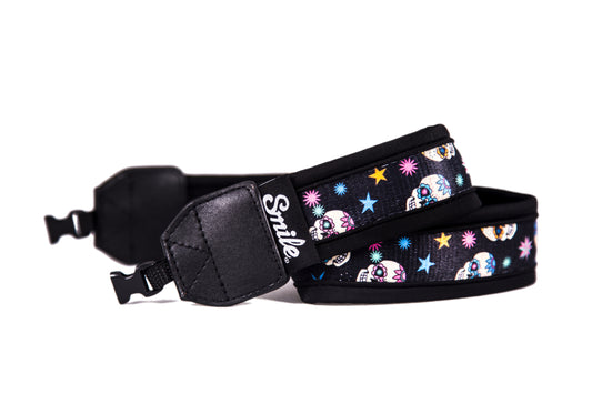 Smile - Camera Strap Hungup - Tequila