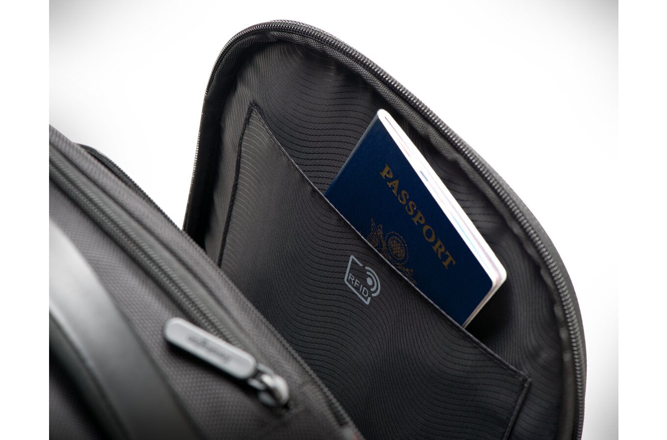 Kensington - Mochila Contour 2.0 Executive para portátiles: 14